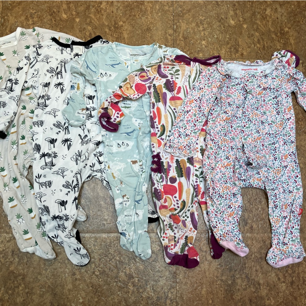 Lot of 5 Magnetic Me Sleepers 0-3 month